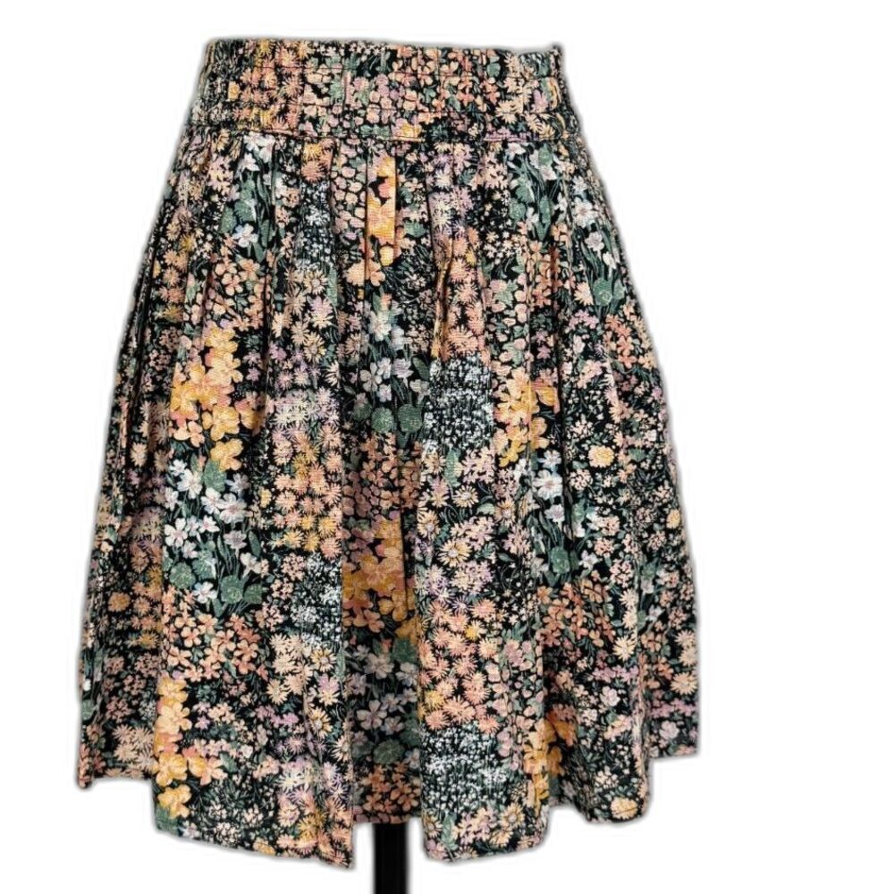 American Eagle | Black Multi-Colored mute flora | Mini Flare | Size L
